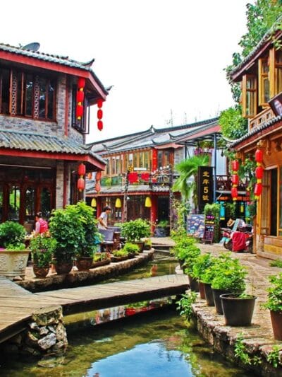 KHÁM PHÁ VÂN NAM PHONG HOA