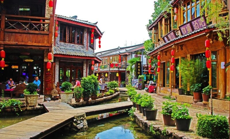 KHÁM PHÁ VÂN NAM PHONG HOA